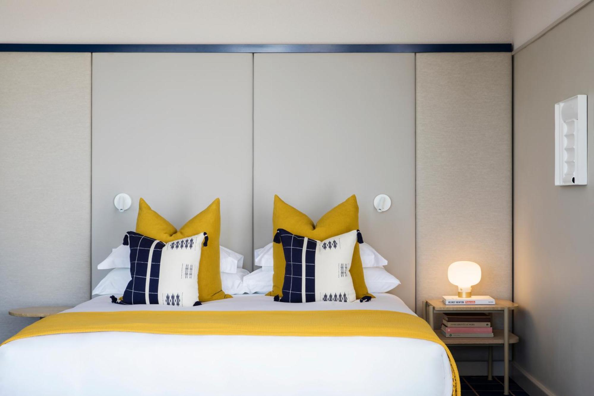 Home Suite Hotels Sea Point Cape Town Exterior photo